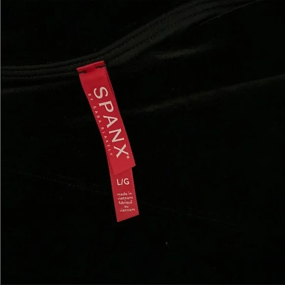 Spanx Velvet Leggings - Picture 4 of 4